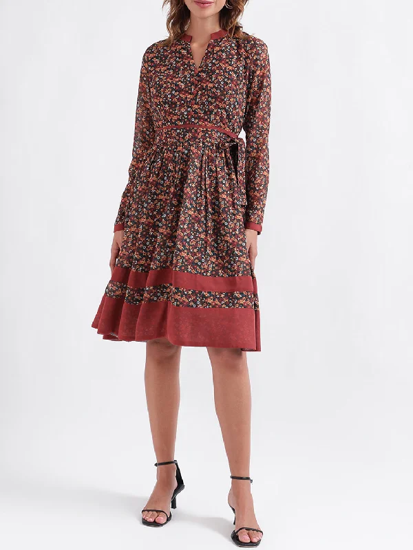 Women's Blouse with Shawl CollarElle Women Printed Full Sleeves V Neck Dress