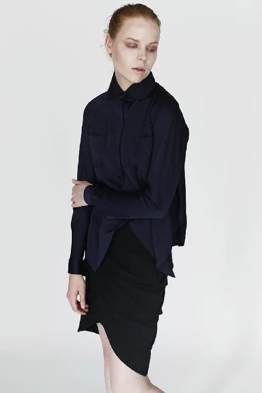 Women's Blouse with V-Shaped CollarOrigami Collar Shirt / Navy