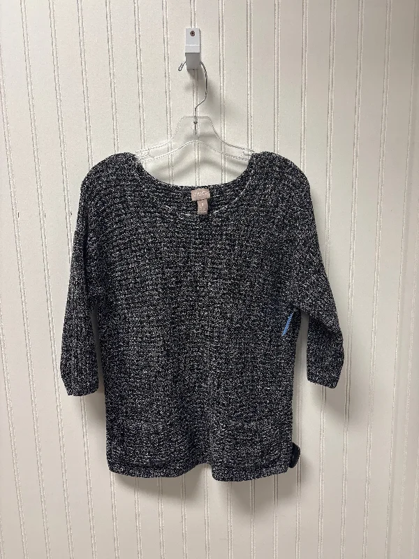 Sweater By Chicos In Black & White, Size: M