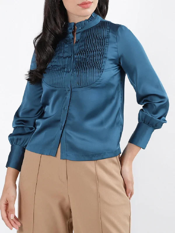 Women's Blouse with ButtonsCentre Stage Women Solid Mandarin Collar Full Sleeves Top