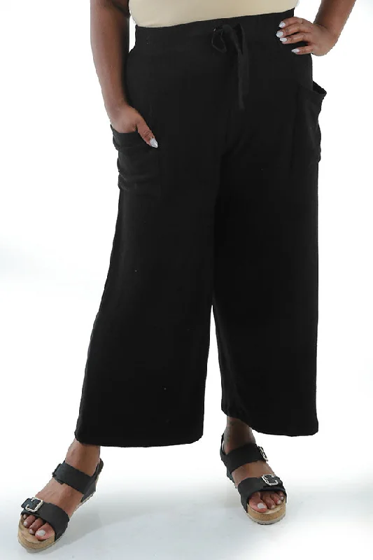 Women's Jodhpurs with V-Shaped CollarLa Cera Comfort Collection Black Crop Pant