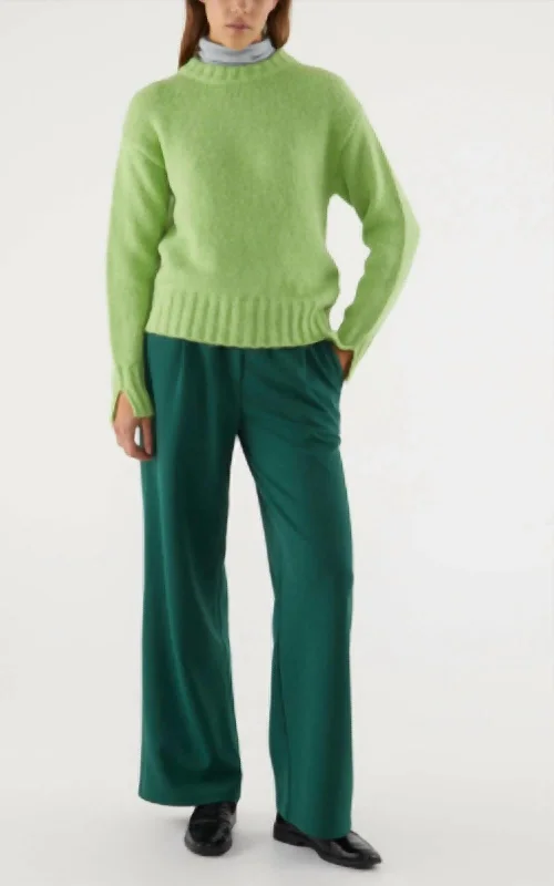 Women's Jodhpurs with Mandarin CollarPleated Trouser In Green