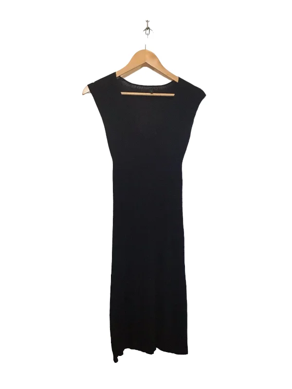 Women's Rounded Collar DressesBlack Knitted Dress (Size M)